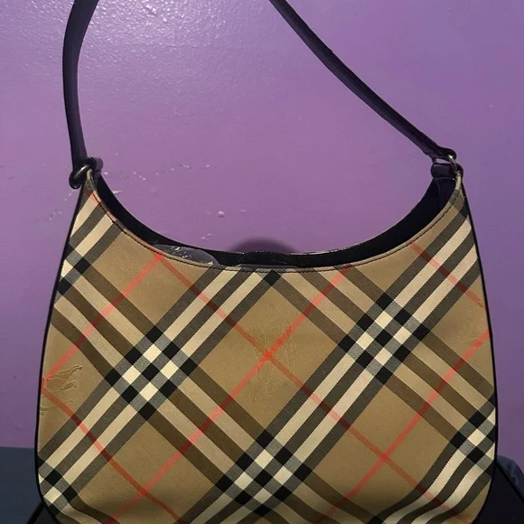 Burberry Nova Check Shoulder Bag w/ Dust bag. - Picture 2 of 8